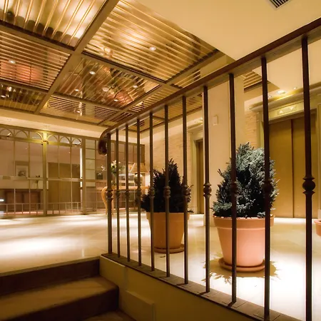 فندق Palafox سرقسطة