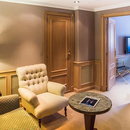 Palafox Hotell