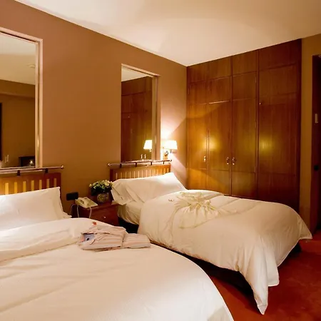 فندق Palafox